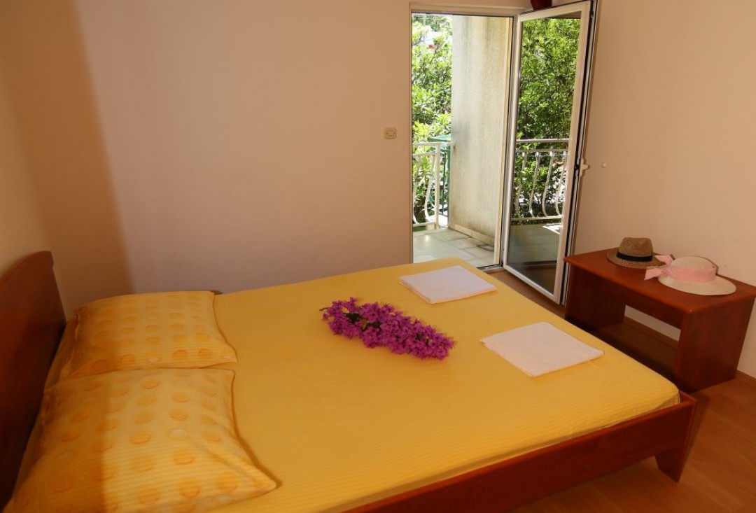 Villa-Skala-apartment-A2-42-interior-1