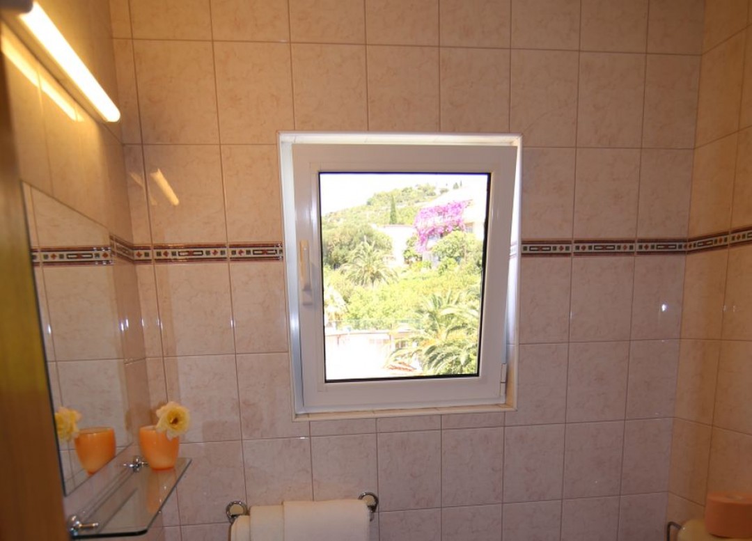 Villa-Skala-apartment-B1-22-toilet